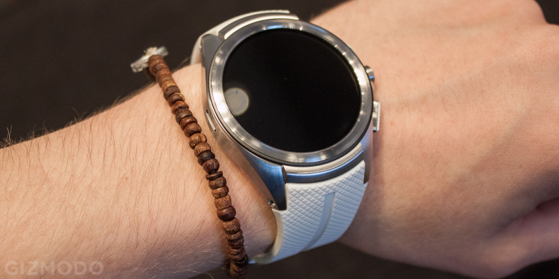 Illustration for article titled The LG Watch Urbane 2 Is Android Wear's First LTE Smartwatch, And It's Big As Hell